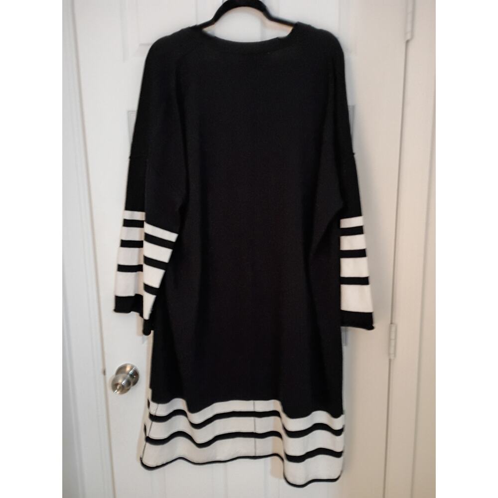 Women's Parrish LA Black & White Cardigan Sweater Size M/L - Picture 2 of 6